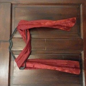 BURGUNDY VELVET BURNOUT SCARF